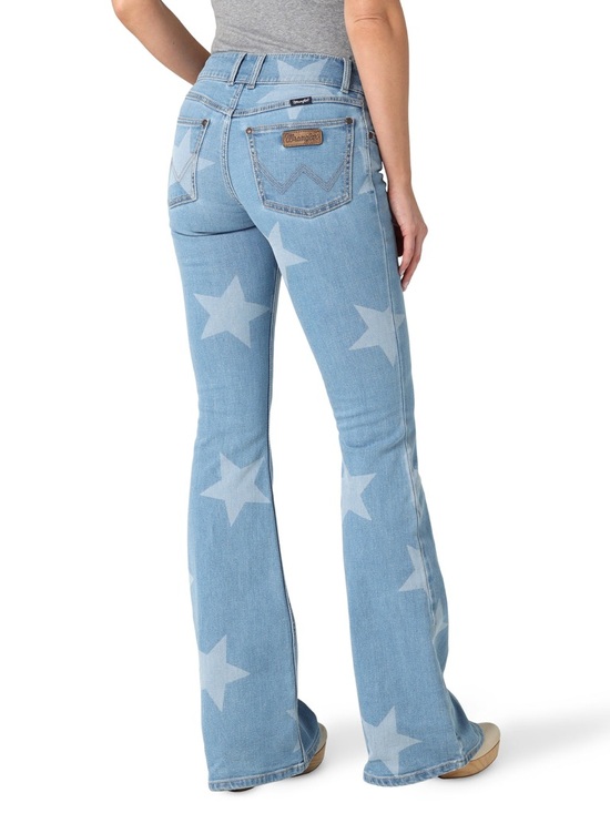Wrangler Denim - NWT WRANGLER WOMEN'S RETRO MID RISE MAE ALICE BLUE JEANS
